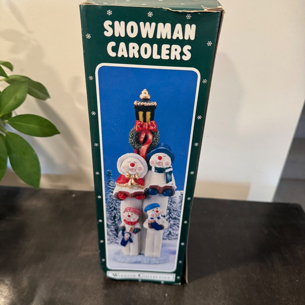 Vintage Windsor Collection Snowman Carolers Figurine Christmas Holiday Decor